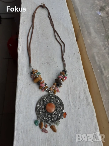 Страхотен гердан за носия с кожени връзки, снимка 3 - Антикварни и старинни предмети - 53490461