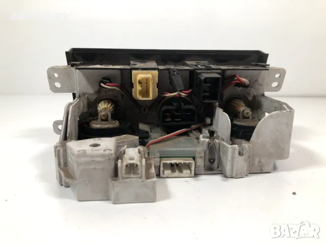 Управление климатик Mazda Premacy 1999г, снимка 2 - Части - 49648242