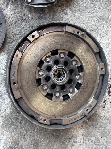 Съединител Маховик Притискател Феродо комплект за Мерцедес 2.2 дизел OM646 , снимка 2 - Части - 50534144