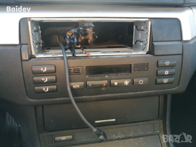 БМВ 320 Д, снимка 9 - Автомобили и джипове - 28232149