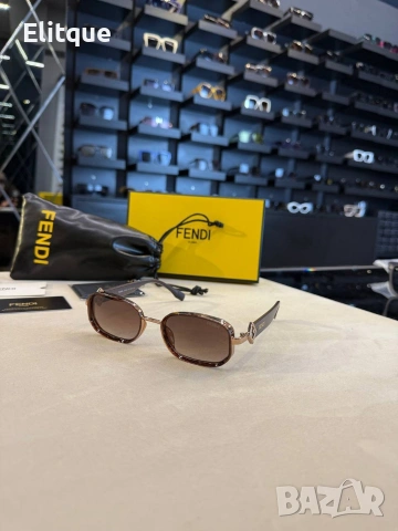 очила с черен обикновен калъф и ув защита tom ford miu miu ray ban , снимка 4 - Слънчеви и диоптрични очила - 53431507