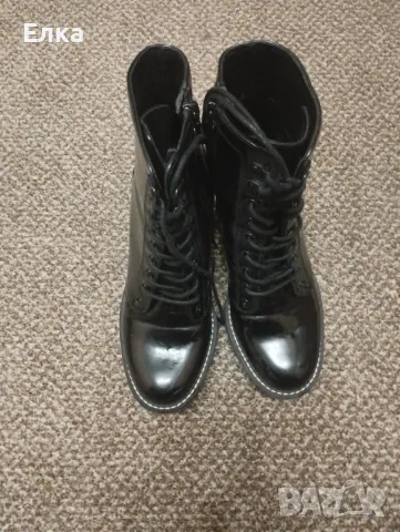 Лачени боти