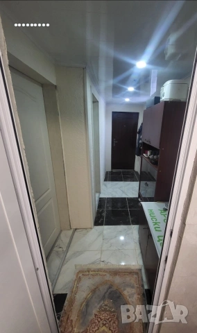 Продава се къща с двор – с. Славеево, обл. Добрич, снимка 2 - Вили - 53156909