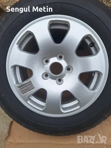 чисто нови джанти с чисто нови гуми гуми за Ауди, снимка 1