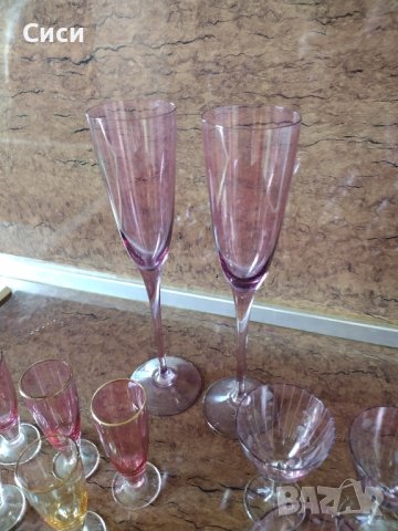 Антикварни ретро чаши от цветно стъкло , снимка 2 - Антикварни и старинни предмети - 42931138