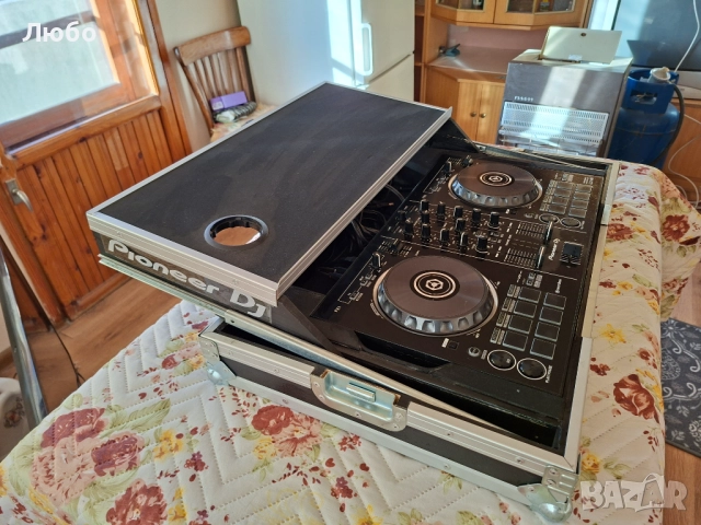 Продавам Controler Pioneer DDJ-RB в перфектно състояние със кейс, снимка 2 - Ресийвъри, усилватели, смесителни пултове - 52953079