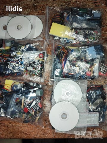  Ардуино , 2WD Car Kit  Wifi Board Control by Mobile Ultrasonic+e Manual, снимка 4 - Други игри - 38173074