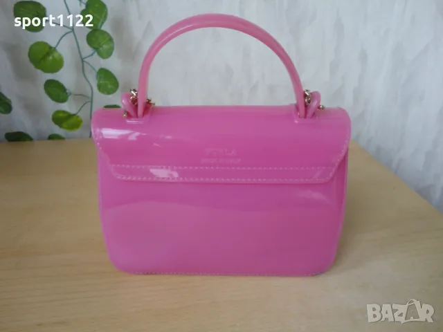 Furla/оригинална силиконова чантичка, снимка 6 - Чанти - 48963746