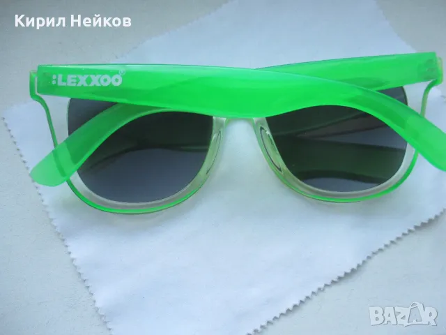 Младежки тъмни очила със зелена рамка, снимка 4 - Слънчеви и диоптрични очила - 47643837