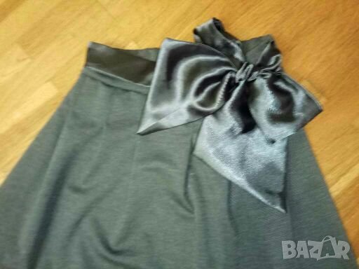 Разкошна поличка за р. 122, снимка 2 - Детски рокли и поли - 27888717