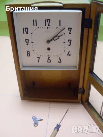 Стар стенен съветски часовник с махало, снимка 15 - Антикварни и старинни предмети - 50939004