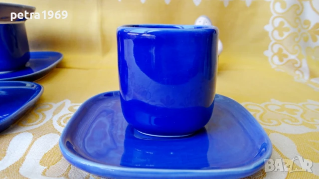 Двойни сетове в прекрасно кралско синьо на HABITAT RIVELI с нетипична форма, снимка 4 - Чаши - 50748783