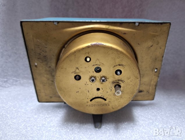 Стар Китайски настолен механичен Часовник с Будилник, снимка 3 - Антикварни и старинни предмети - 43036369