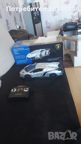 Продававам детцка Акомулаторна кола със. дистанционно и батерии чисто нова., снимка 3 - Коли, камиони, мотори, писти - 52732805