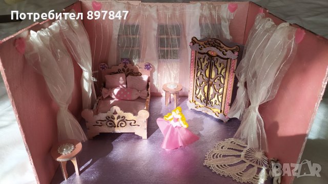 Дървена стаичка с мини мебели , снимка 15 - Играчки за стая - 40877882