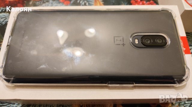 OnePlus 6T с кутия, зарядно, стъклен протектор и два калъфа, снимка 2 - Други - 43839140