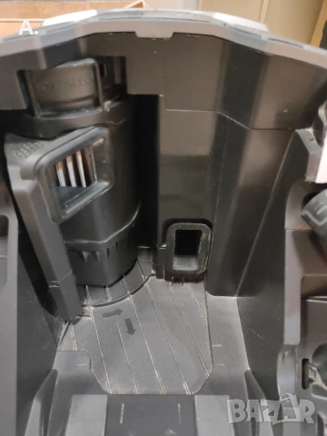 Продавам прахосмукачка в много добро състояние Миеле., снимка 16 - Прахосмукачки - 51386723