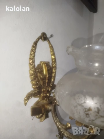 Месингови стари столици викториански стил. Пълен оригинал с фини стъклени гравирани абажури. Размери, снимка 6 - Антикварни и старинни предмети - 51285859