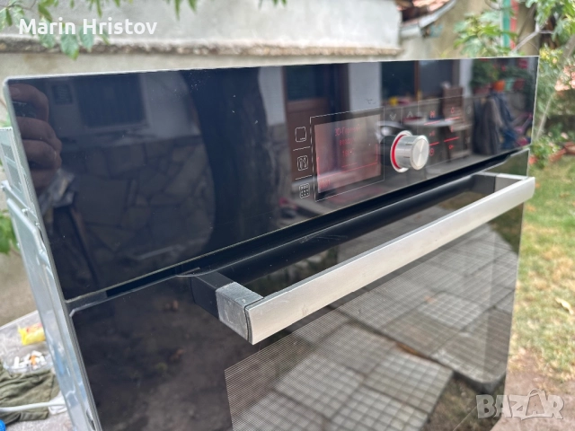 Фурна Bosch BlackEdition Пиролиза, снимка 2 - Печки, фурни - 51857500