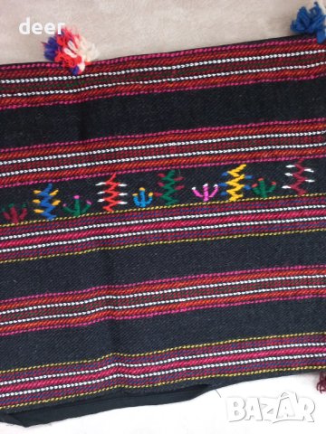 Битова, ръчно тъкана калъфка за възглавница