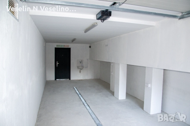 Дава ДВОЕН ГАРАЖ под наем: 44 кв.м. площ срещу басейн Спартак и Южен Парк, кв. Лозенец, гр. София!, снимка 3 - Гаражи и паркоместа - 52262291