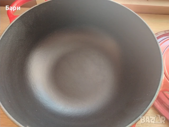 Le Creuset френска чугунена тенджера с капак 4,1 л, снимка 10 - Съдове за готвене - 50693479