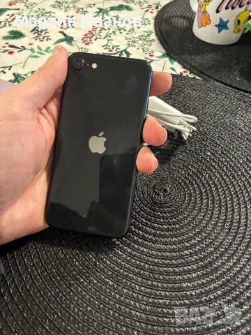 Iphone SE 2020, снимка 5 - Apple iPhone - 53025976