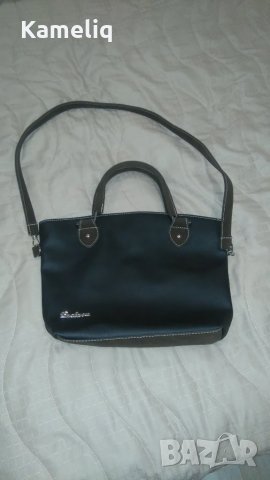 Дамска черна чанта с кафяво