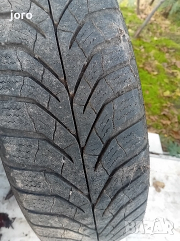 зимни гуми 165/70/14, снимка 2 - Гуми и джанти - 52177430