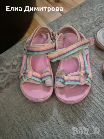 Сандали Лакоска 30 номер и Резерв, снимка 3 - Детски сандали и чехли - 49993095