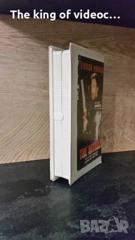 Видеокасета " Българско издание на филма УБЕЦ с Чък Норис " VHS, снимка 4 - Други жанрове - 53298473