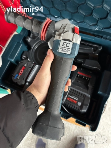 Bosch GWS 18V-10 C ъглошлайф, снимка 3 - Ъглошлайфи - 52898450