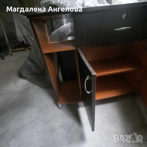 Дървен кафяв шкаф, снимка 6 - Шкафове - 52075517