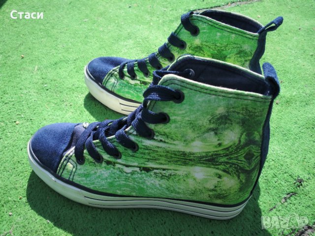 Свежи кецове на платформа Mat star, номер 37 