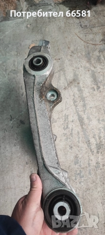 Ляв долен носач за Mercedes w166,x166. , снимка 4 - Части - 52996988