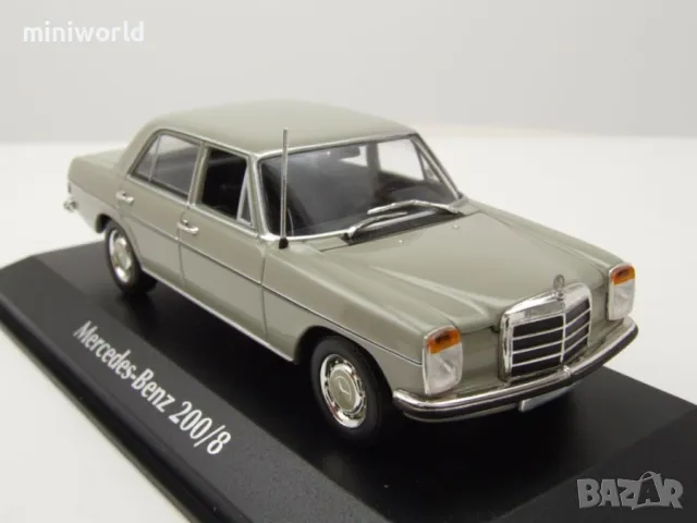 Mercedes-Benz 200 /8 Strichacht 1968 - мащаб 1:43 на Maxichamps моделът е нов в PVC дисплей-кейс, снимка 7 - Колекции - 50010947