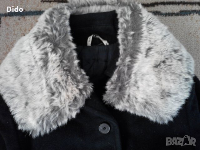 Черно палто с подарък яка, снимка 7 - Палта, манта - 26480624