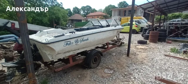 лодка с бордови двигател, снимка 4 - Воден транспорт - 50160454