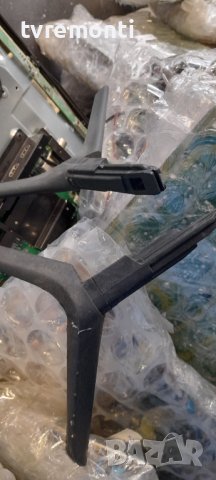 оригинална стойка BN63-18579X телевизор SAMSUNG модел UE43AU7172