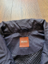 Страхотно мъжко яке HUGO BOSS , ветровка ,   размер XL , снимка 3