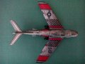 Модел на изтребител Ф 86, снимка 2
