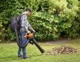 Уред за издухване и събиране на листа BLACK & DECKER 3000 W, снимка 1