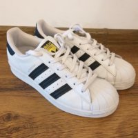 Adidas SUPERSTAR - страхотни дамски кецове НОВИ БЕЗ КУТИЯ 39 1/3, снимка 3 - Маратонки - 43899155