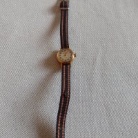 Стар механичен часовник CHAIKA 17 JEWELS с позлатена рамка за КОЛЕКЦИЯ 43076, снимка 3 - Други ценни предмети - 43905461