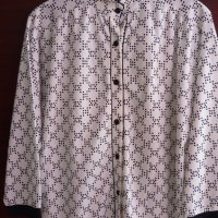 Дамска блуза М-Л, снимка 1 - Блузи с дълъг ръкав и пуловери - 39090512