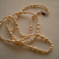  колие- огърлица гердан  от естествени бели речни перли изработва се ръчно, снимка 3 - Антикварни и старинни предмети - 36518484