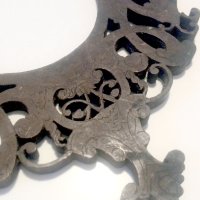  Стар бронзов медальон-рамка със сатанински елементи, снимка 5 - Други ценни предмети - 43698454