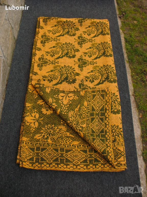 Голяма постелка - жакардова - двулицева !, снимка 1