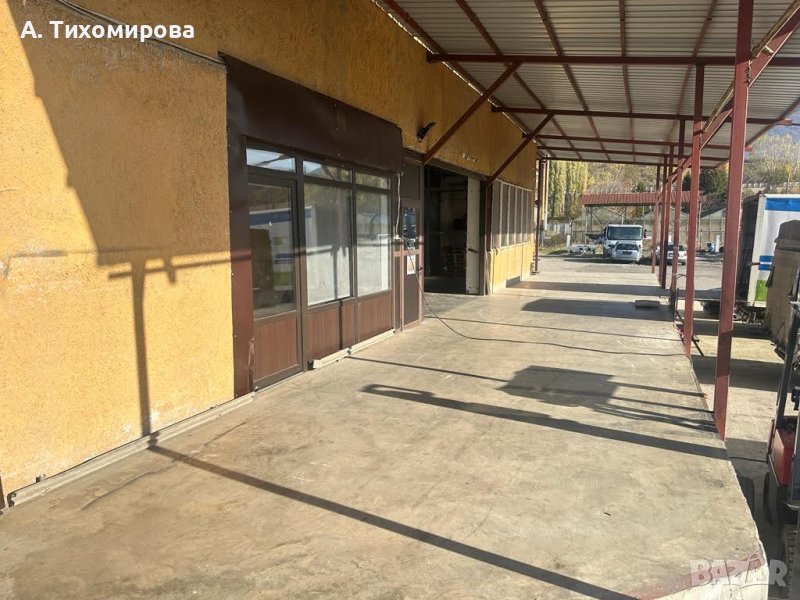 Дава под наем складово помещение с рампа+офиси, снимка 1