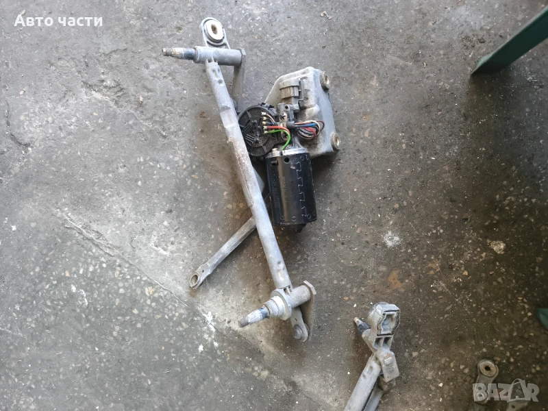 МОТОРЧЕ и механизъм ЧИСТАЧКИ ЗА RENAULT MEGAN SCENIC 1999-2003 / 0390241352, снимка 1